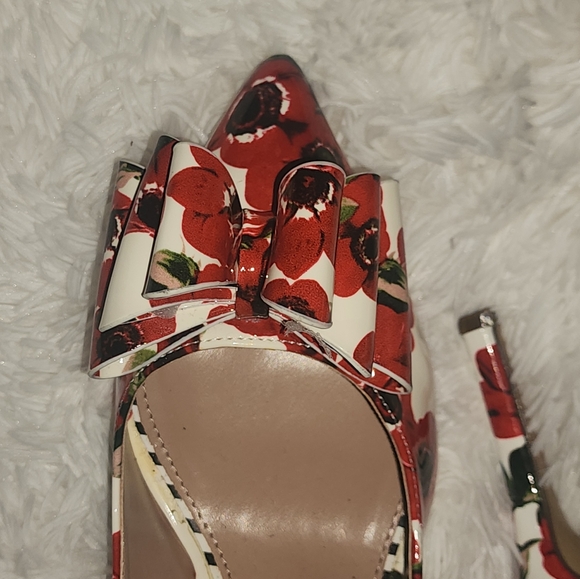 Woman's Betsy Johnson Heels 👠 - Picture 6 of 10